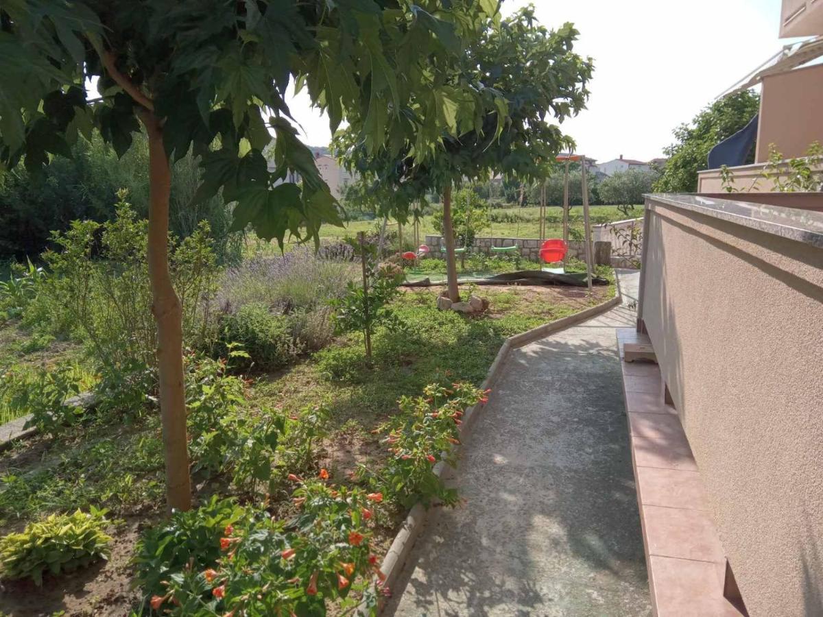 Apartmani Danijela Lopar Dış mekan fotoğraf